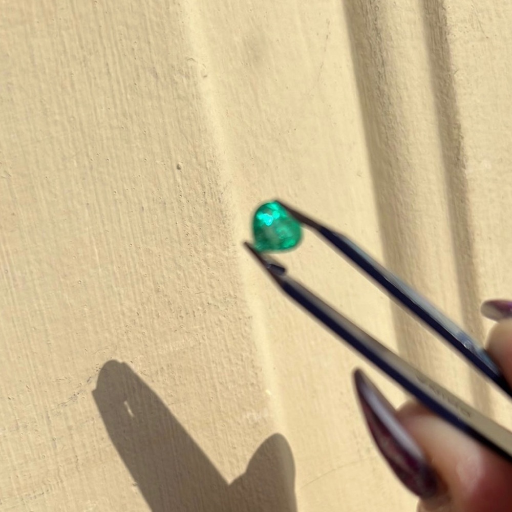 Natural Colombian 💍Emerald 1.08carats heart faceted - Picture 11 of 12